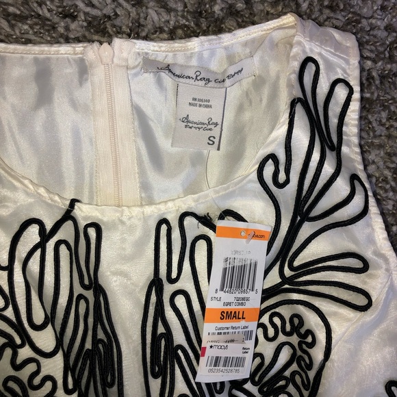 Macy’s Dress - Picture 2 of 3